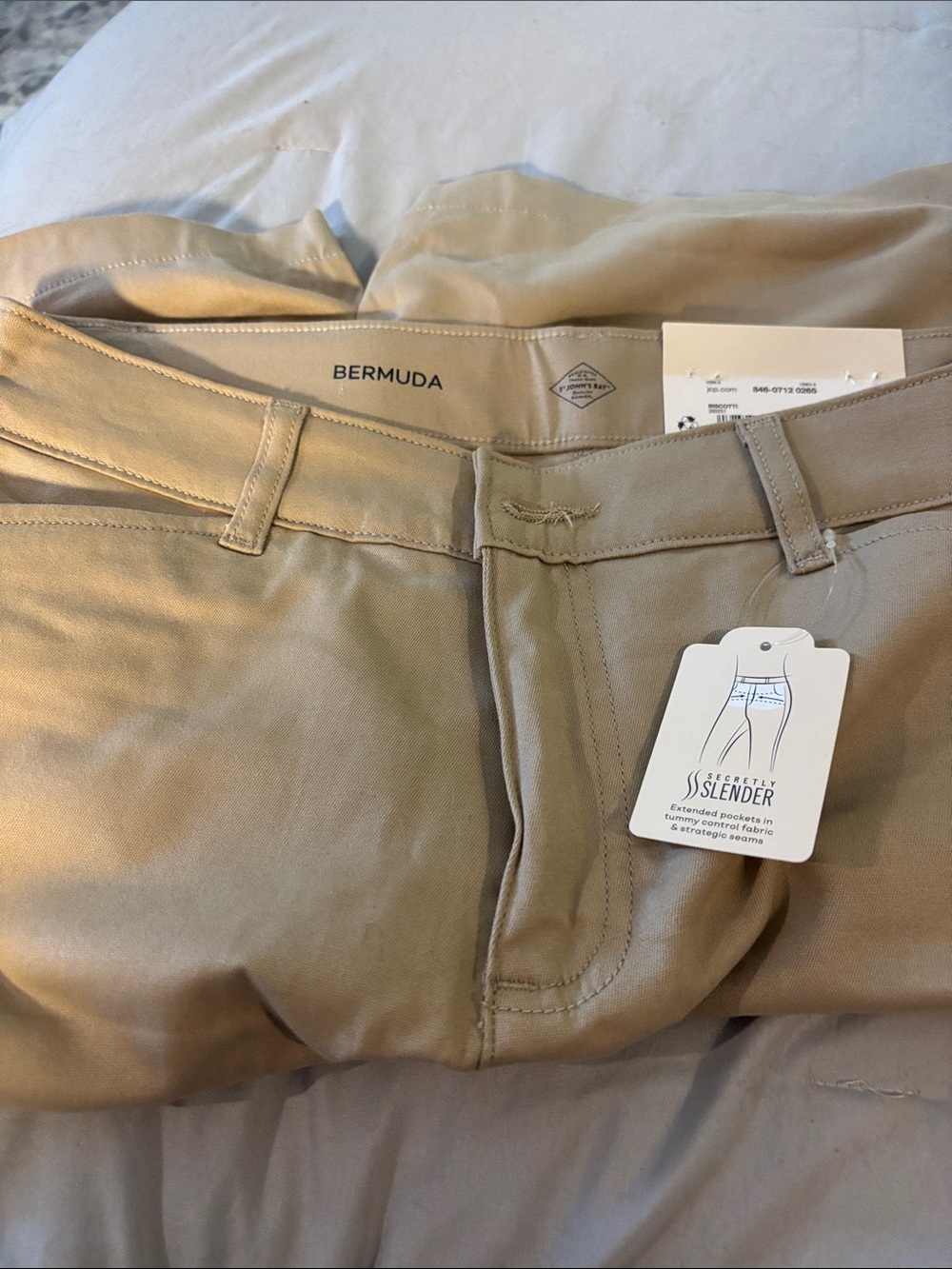 Bermuda Khaki Stretch Slender shorts